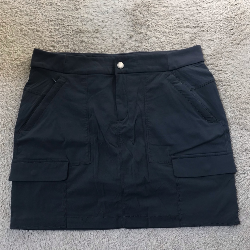 Athleta Cargo Skirt/Short Combo